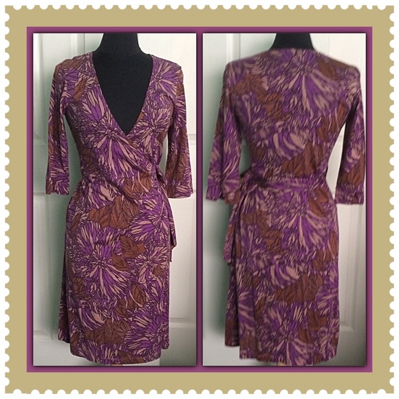 French Connection Dresses & Skirts - French Connection / Size 8 / Wrap around Dress